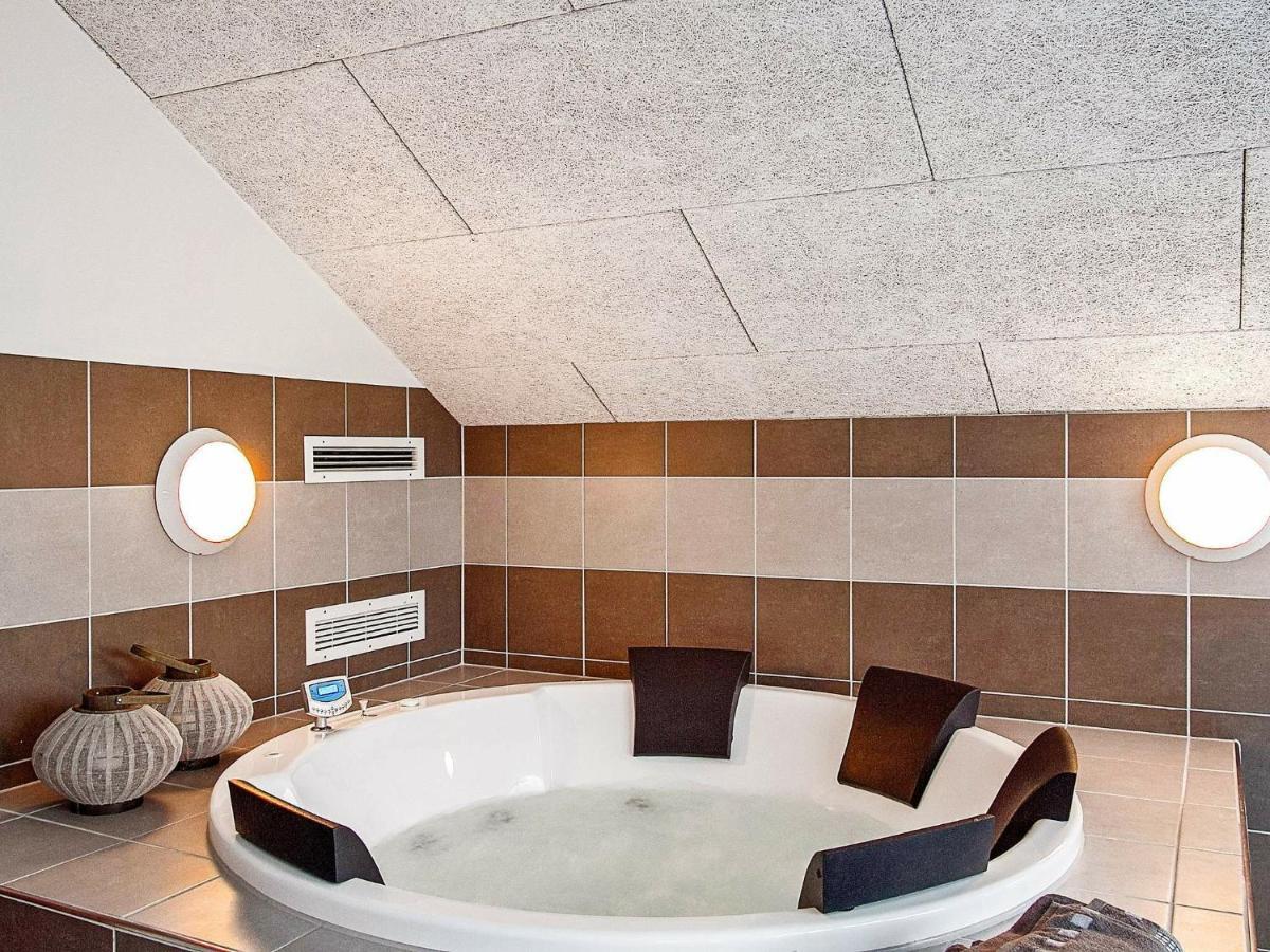 12 Person Holiday Home In Hasselberg Kappeln Pokój zdjęcie